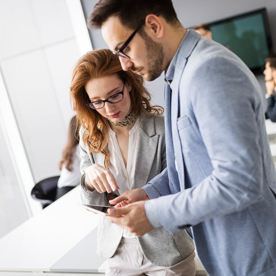 couple using ipad