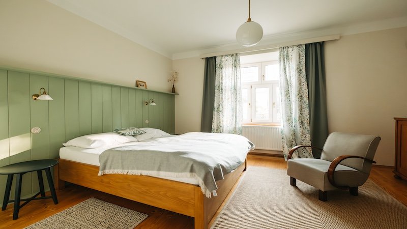 amazing places hotels